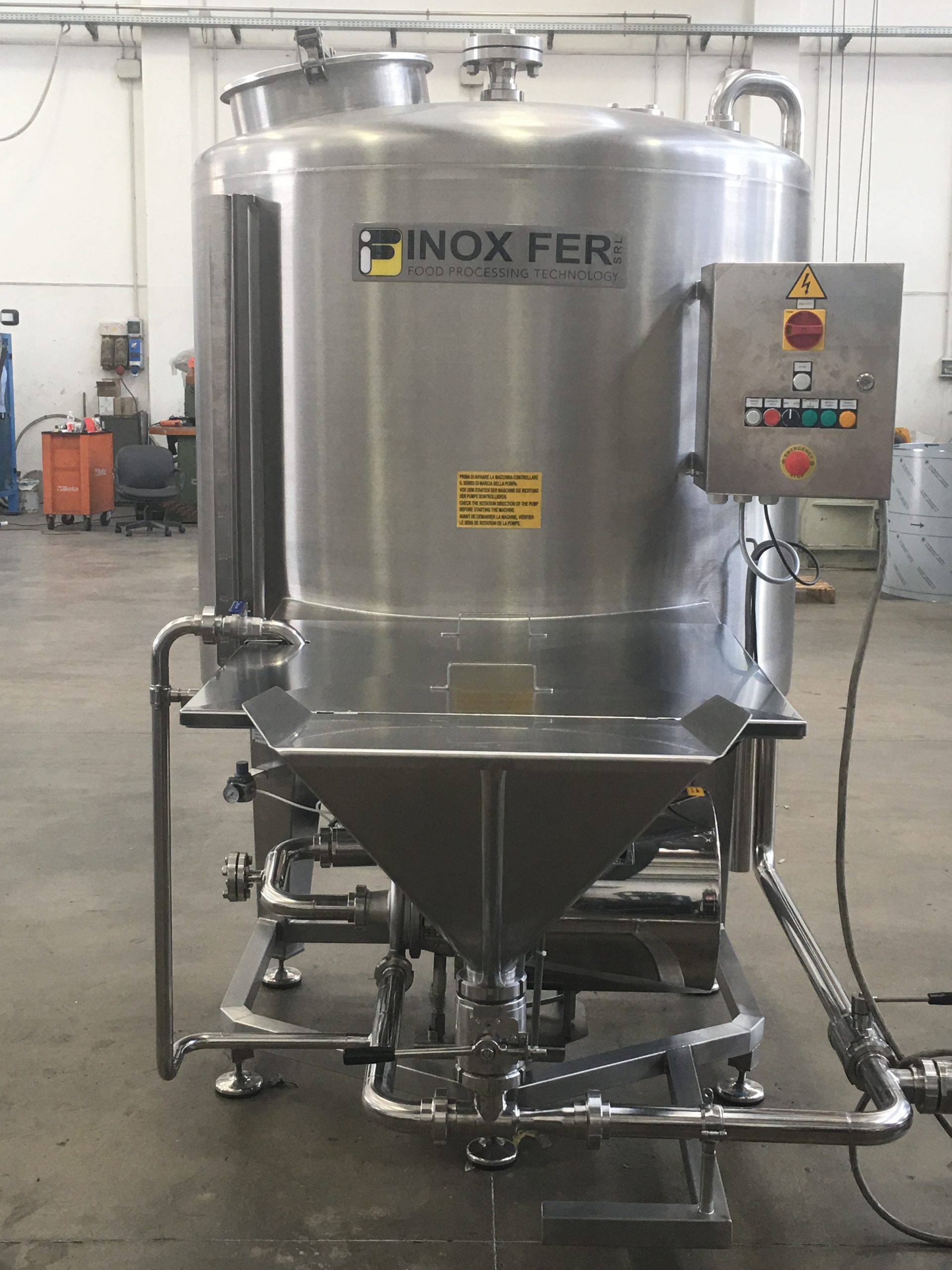 Dispersion of polymers in water with Inox-Fer mixers
